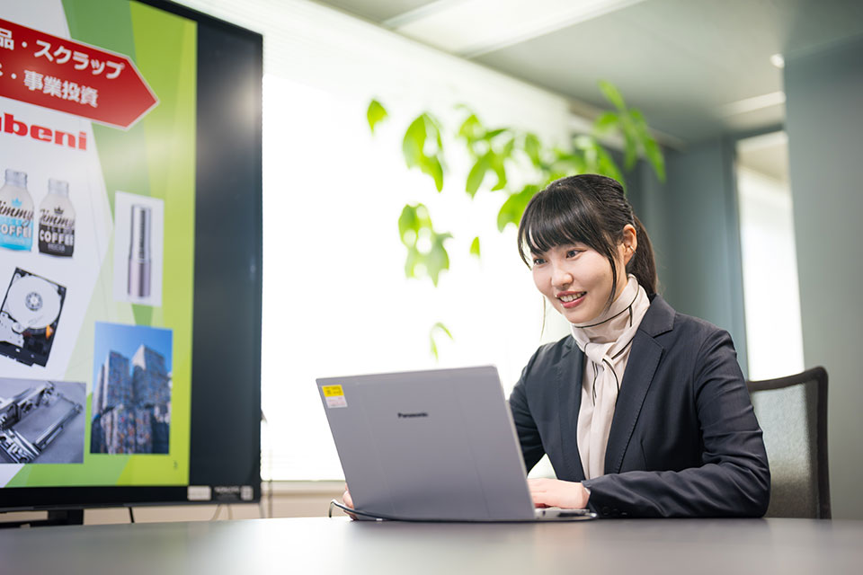 社員紹介3 スライドイメージ1